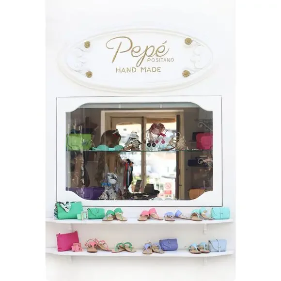 Luxury Handmade Italian Bag - Picture 2 of 8